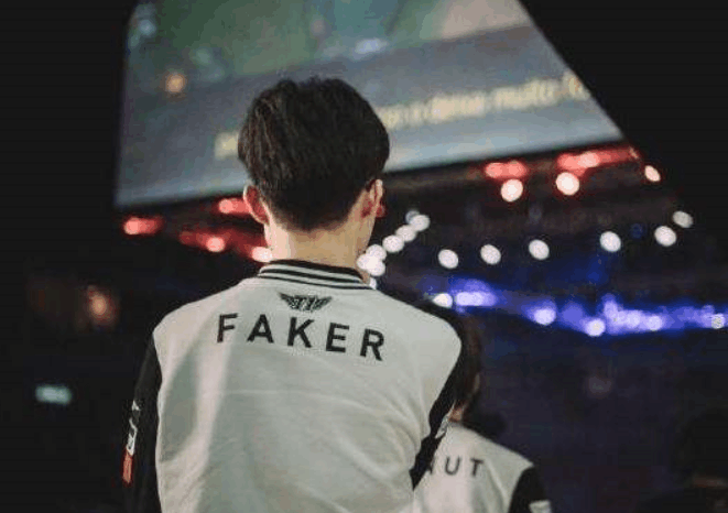 2025KPL夏季赛常规赛W7最佳选手——重庆狼队.小胖